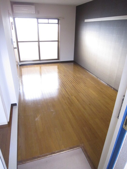 物件内観写真6　(居室)