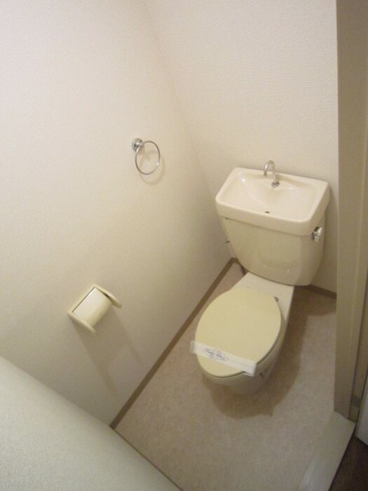 物件内観写真10　(トイレ)