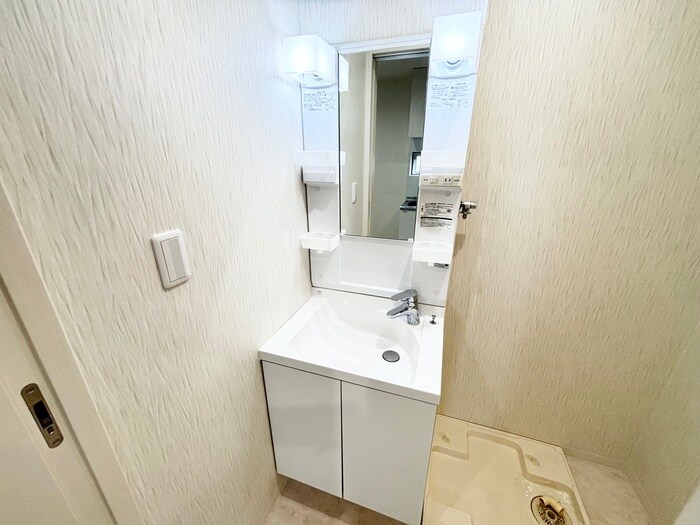 物件内観写真10　(洗面)