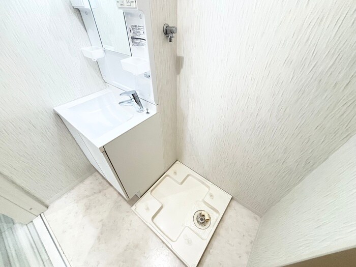 物件内観写真12　(洗濯機置場)