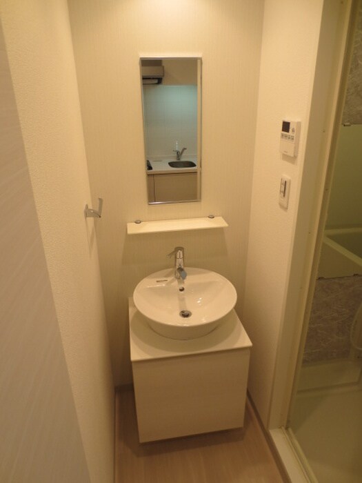 物件内観写真9　(洗面)