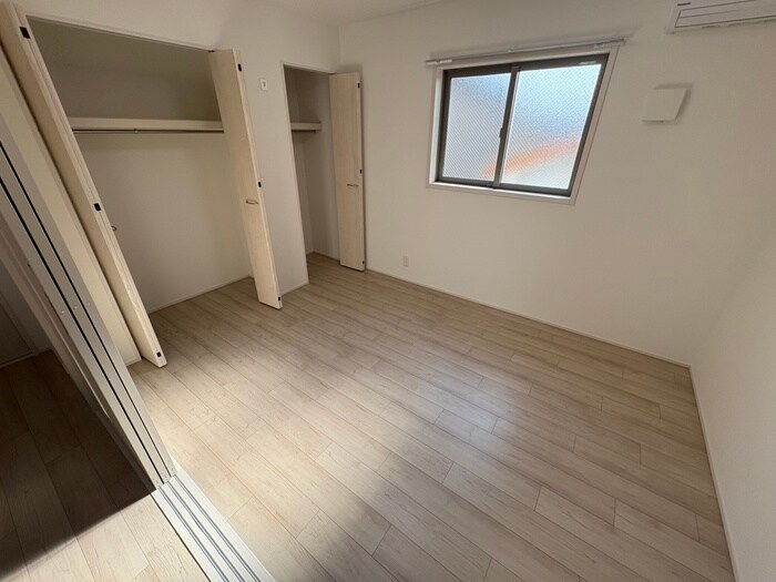 物件内観写真15　(居室)