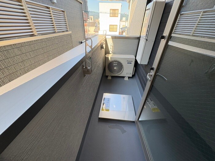 物件内観写真18　(ベランダ・バルコニー)