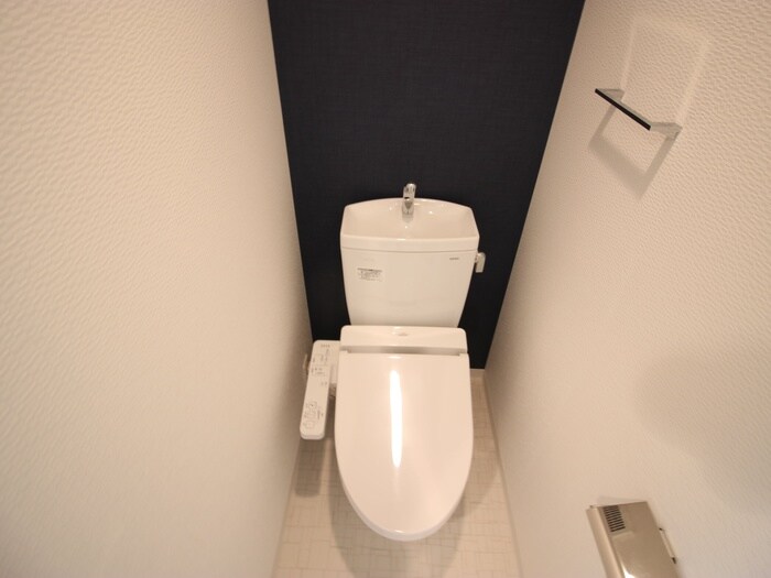 物件内観写真9　(トイレ)