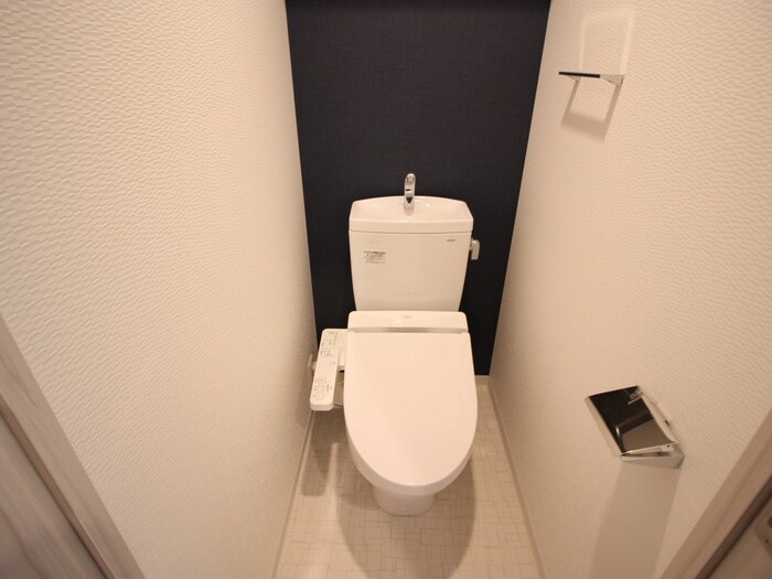 物件内観写真9　(トイレ)