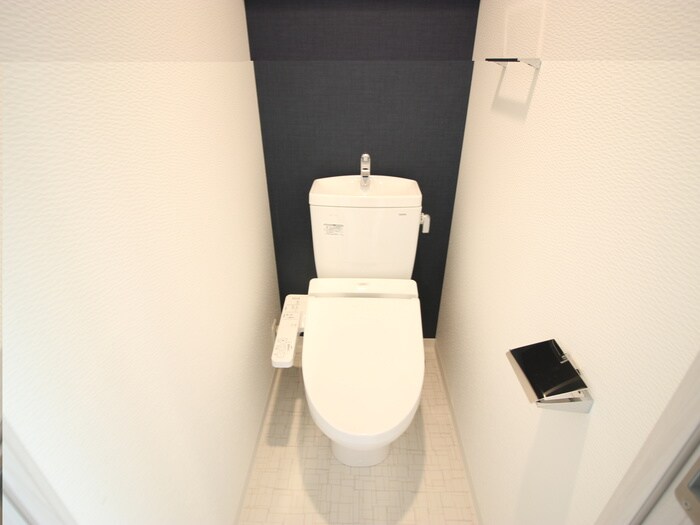 物件内観写真10　(トイレ)