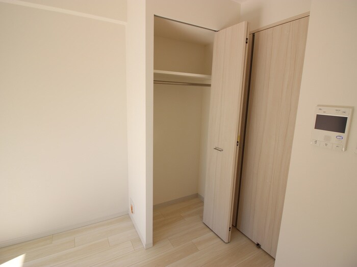 物件内観写真18　(収納)