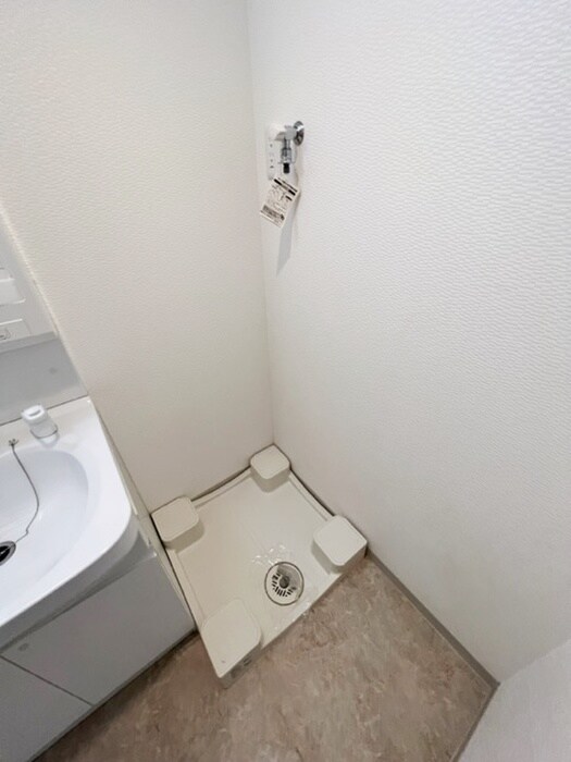 物件内観写真21　(洗濯機置場)