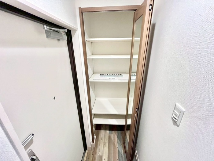 物件内観写真9　(靴箱)