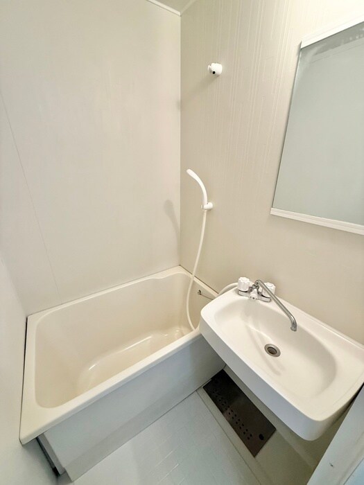 物件内観写真10　(バス／シャワールーム等)