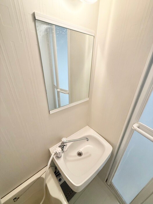 物件内観写真11　(洗面)