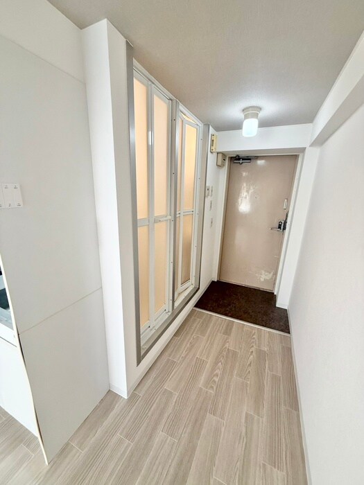 物件内観写真18　(廊下)