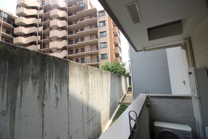 物件内観写真19　(室内からの展望)