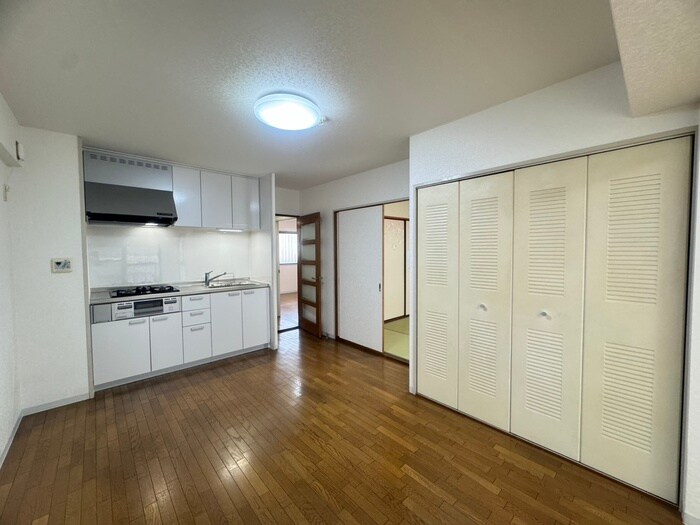 物件内観写真7　(居室)