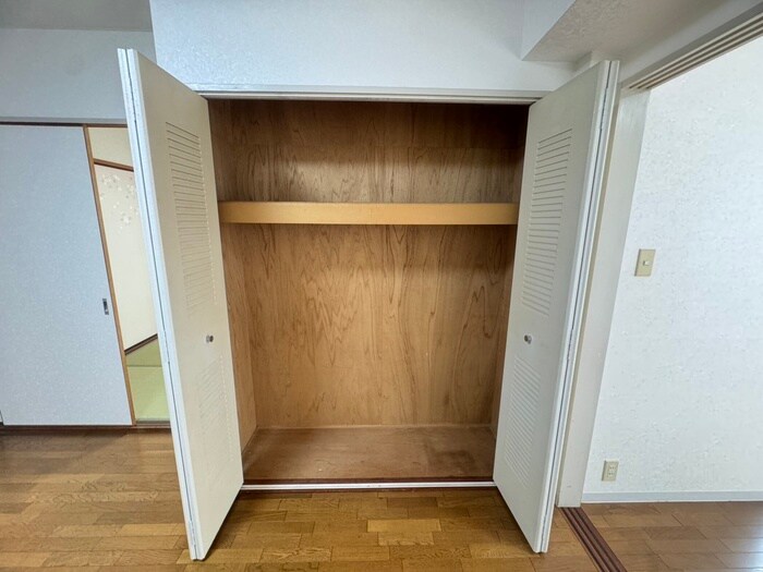 物件内観写真17　(収納)