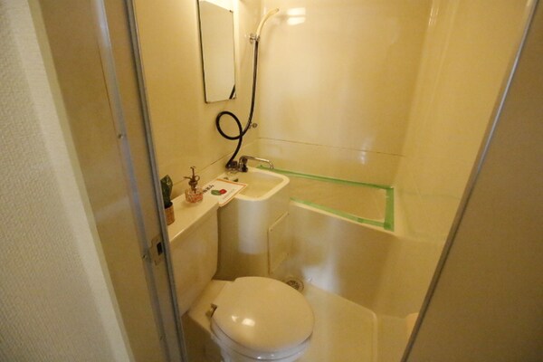 バス／シャワールーム等