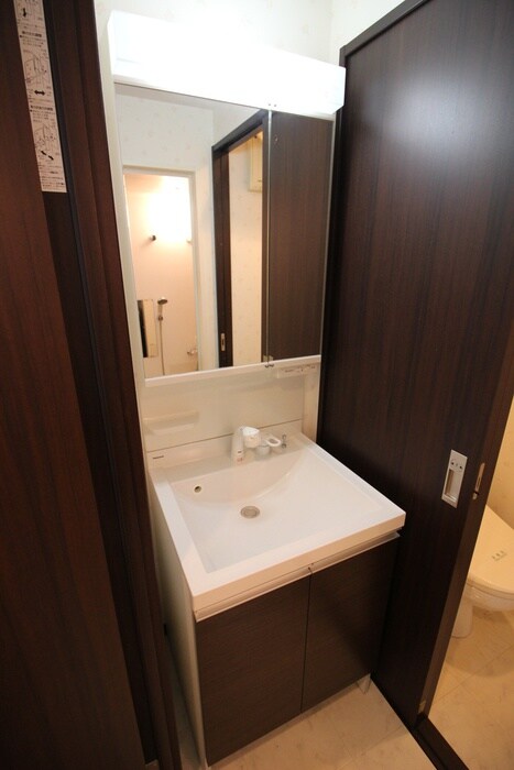 物件内観写真9　(洗面)