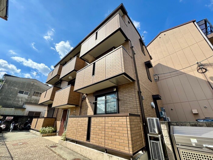 物件外観写真1　(外観写真)