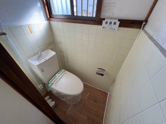 物件内観写真13　(トイレ)