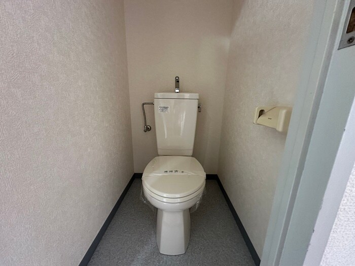 物件内観写真11　(トイレ)