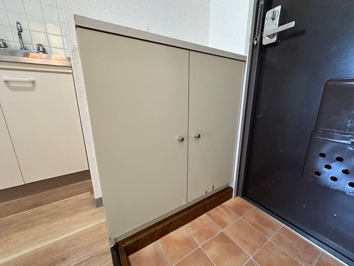 物件内観写真16　(靴箱)