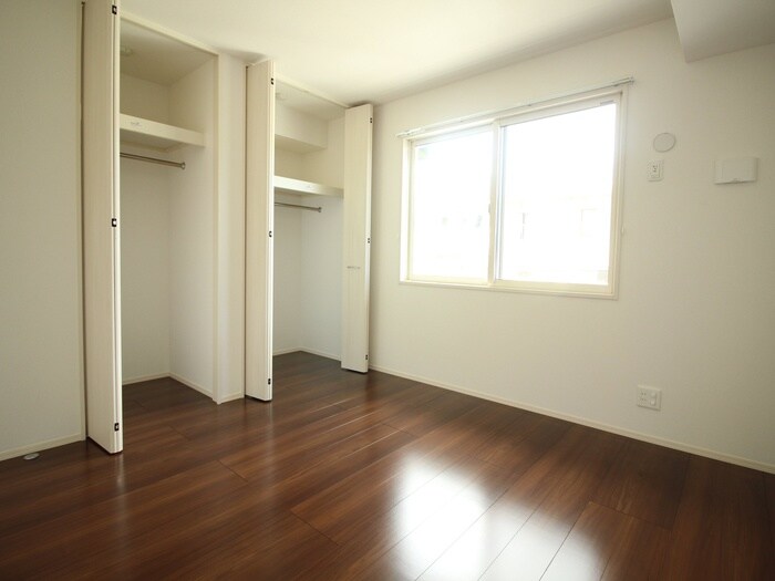 物件内観写真8　(居室)
