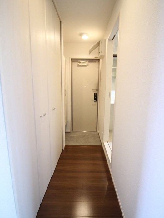 物件内観写真19　(廊下)