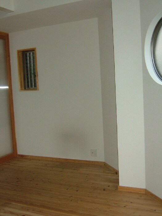 物件内観写真4　(内観写真)