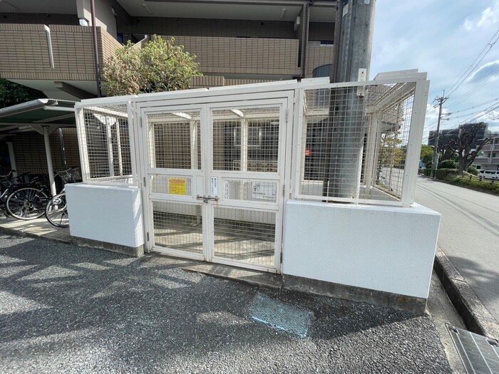 物件外観写真6　(建物設備)