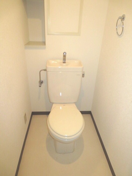 物件内観写真10　(トイレ)