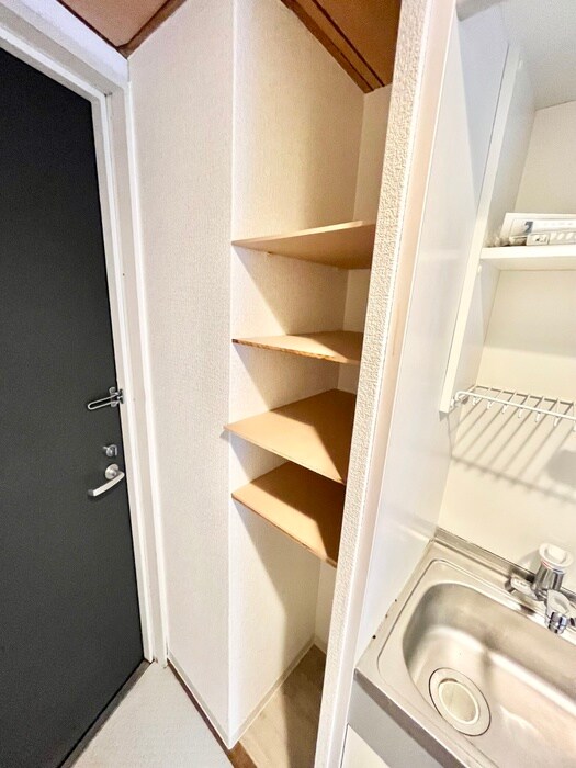 物件内観写真14　(靴箱)