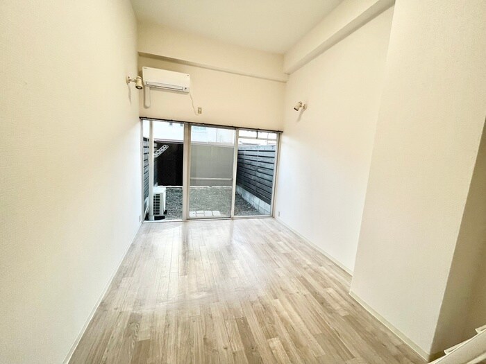 物件内観写真17　(居室)