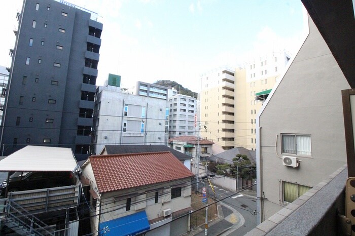 物件内観写真20　(室内からの展望)