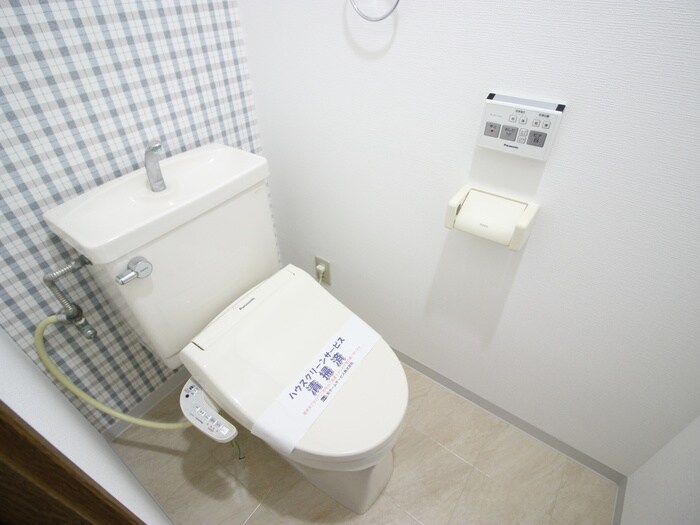 物件内観写真14　(トイレ)