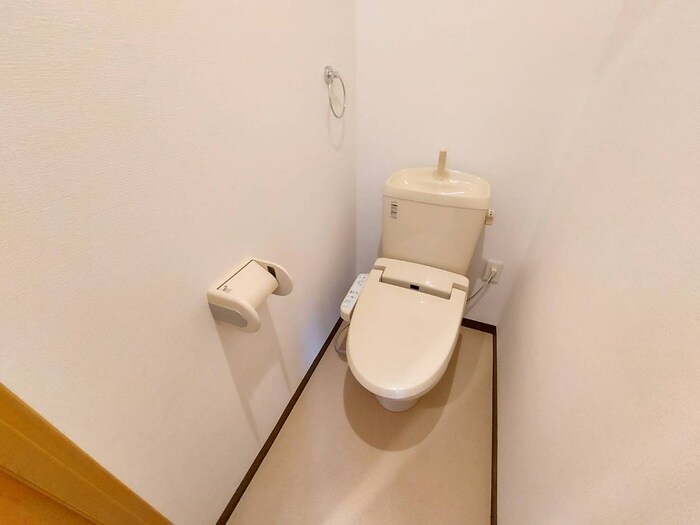 物件内観写真16　(トイレ)