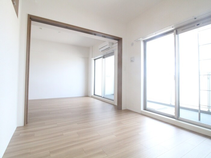 物件内観写真9　(居室)