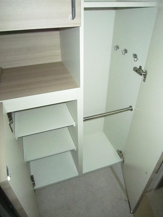 物件内観写真16　(靴箱)