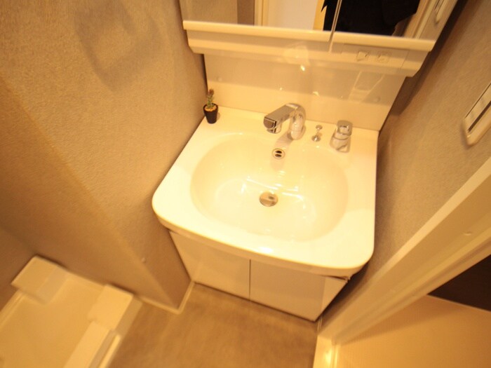 物件内観写真9　(洗面)
