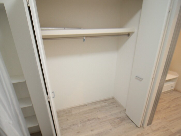 物件内観写真16　(収納)