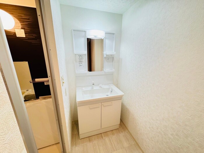 物件内観写真12　(洗面)