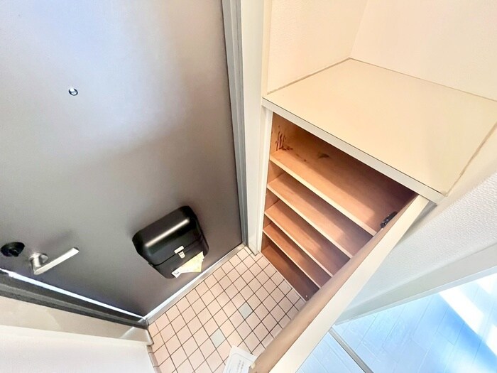 物件内観写真11　(靴箱)