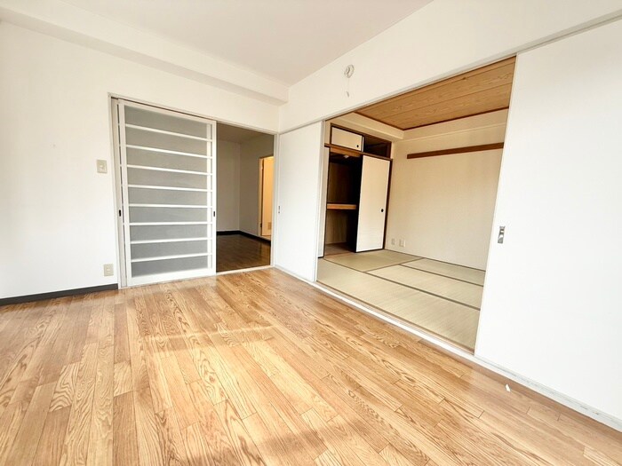 物件内観写真8　(居室)