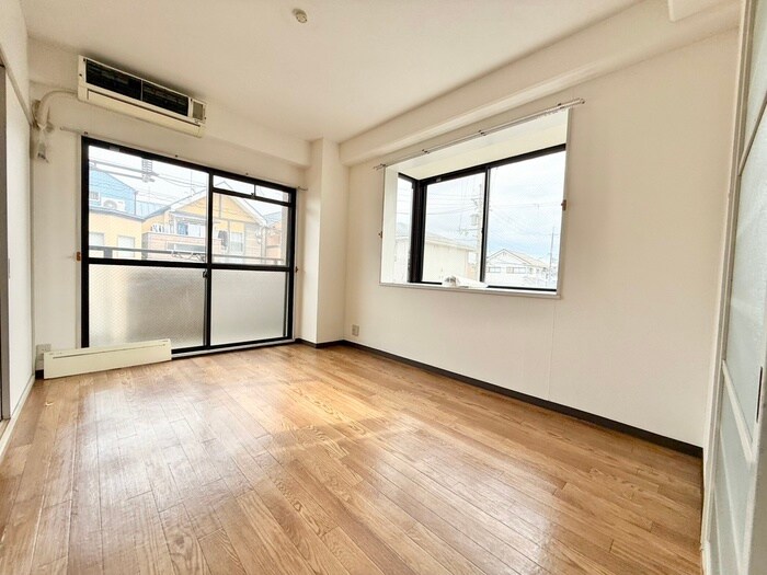 物件内観写真9　(居室)