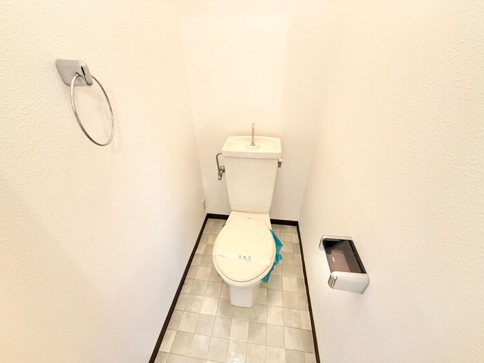 物件内観写真15　(トイレ)
