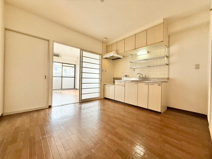 物件内観写真19　(居室)