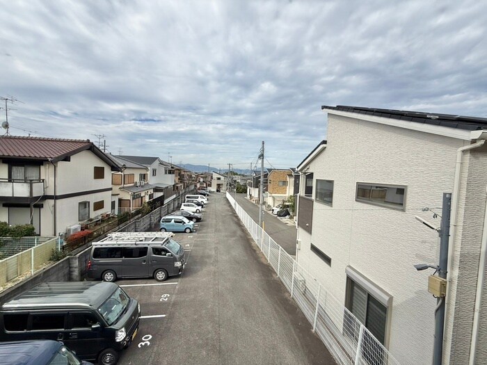 物件内観写真22　(室内からの展望)