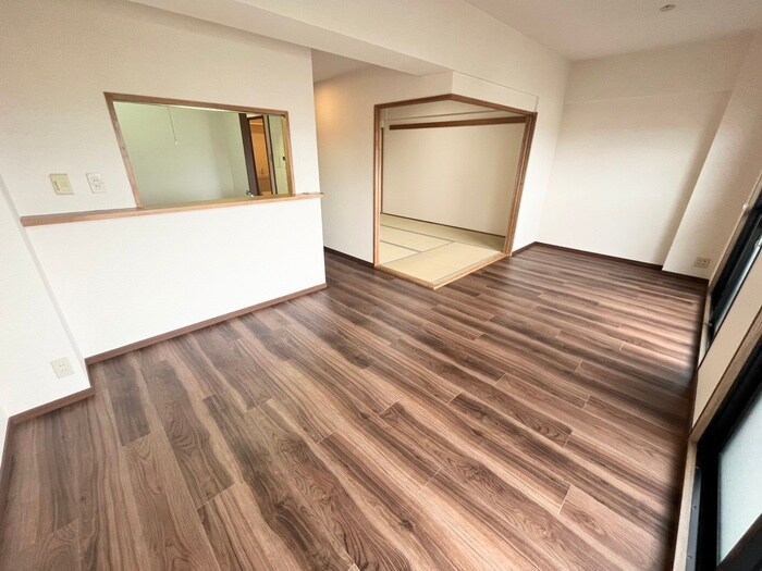 物件内観写真7　(居室)