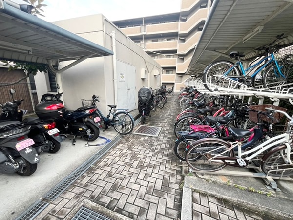 駐輪場