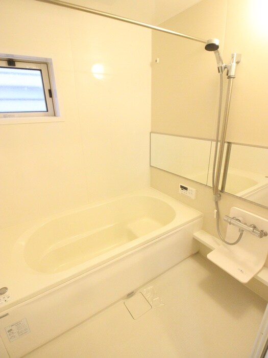 物件内観写真8　(バス／シャワールーム等)