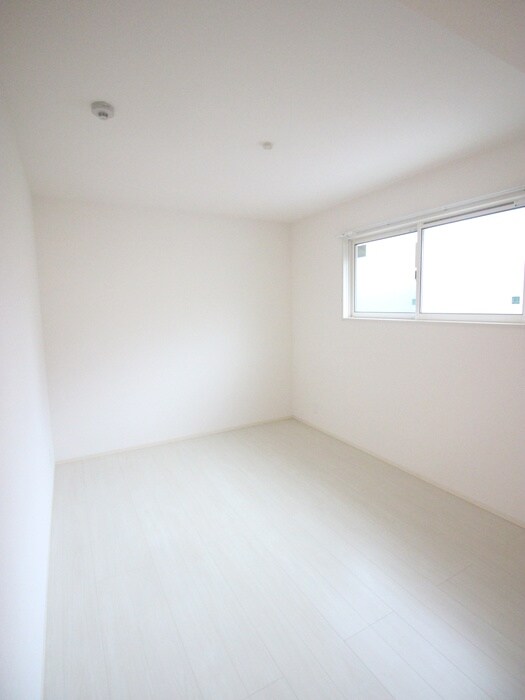 物件内観写真15　(居室)